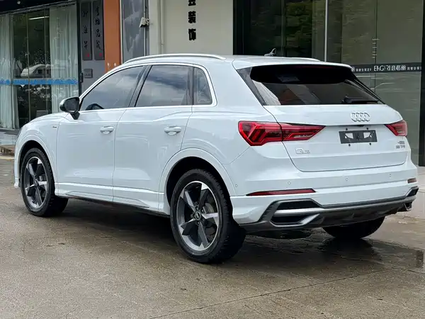 Audi Q3 2022