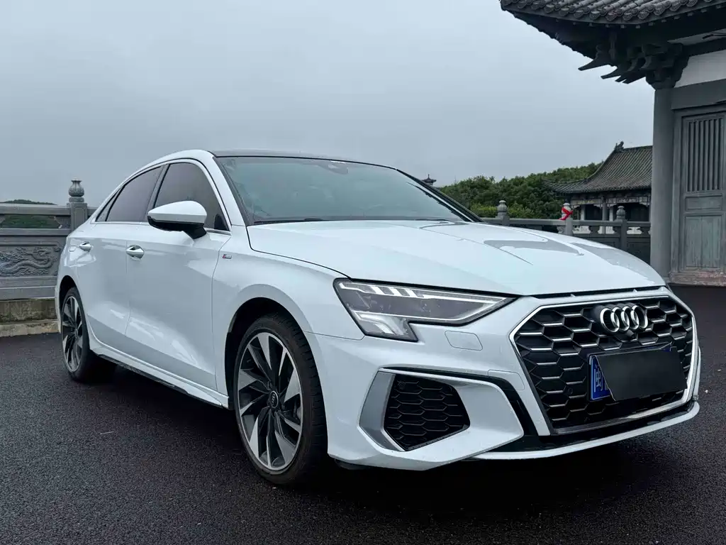 Audi A3 2022 — фото 3