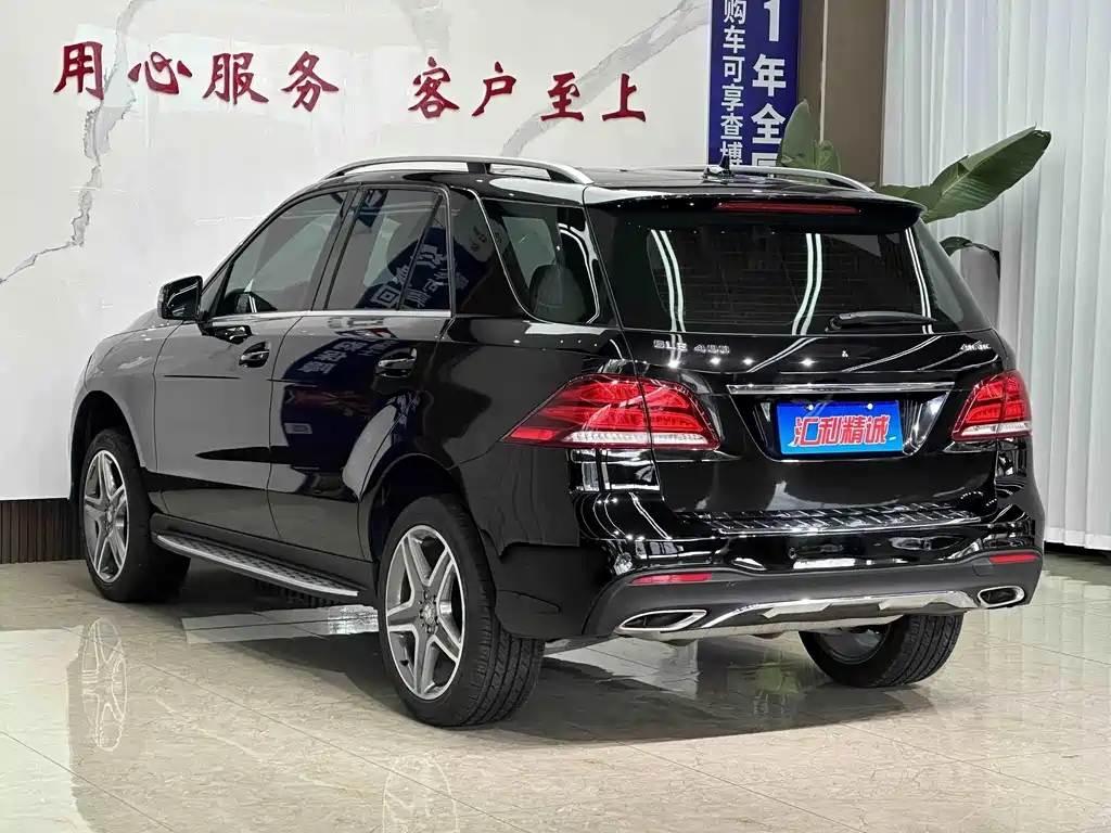 Mercedes-Benz GLE 2017 — фото 17