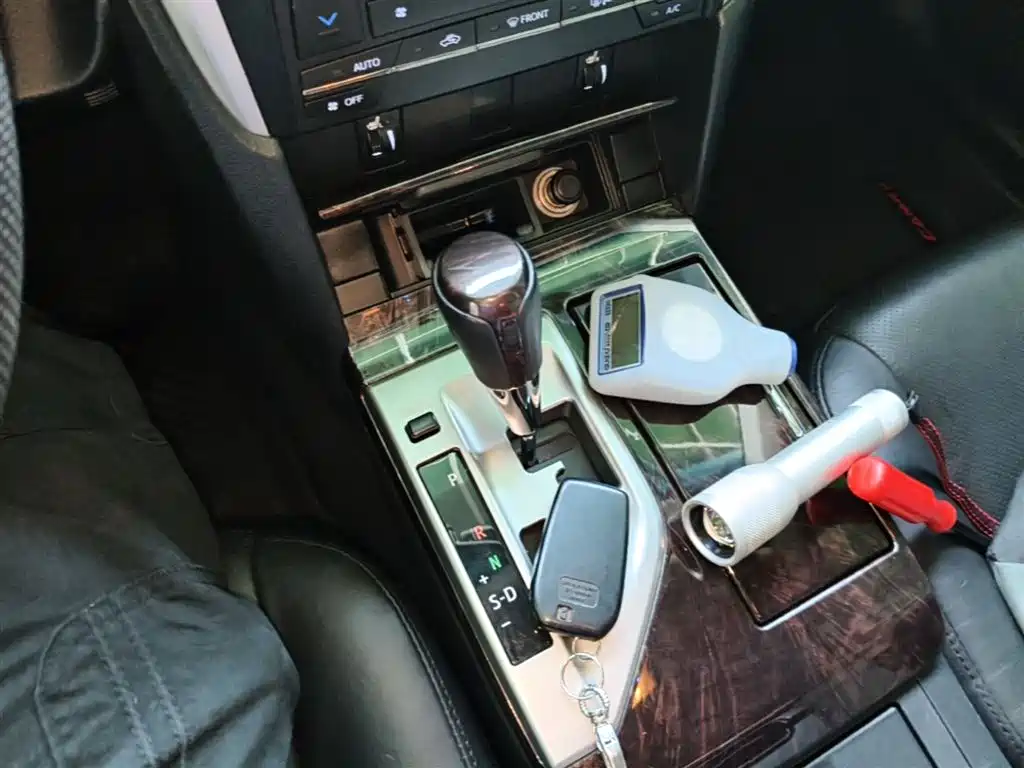 Toyota Camry 2016 — фото 14