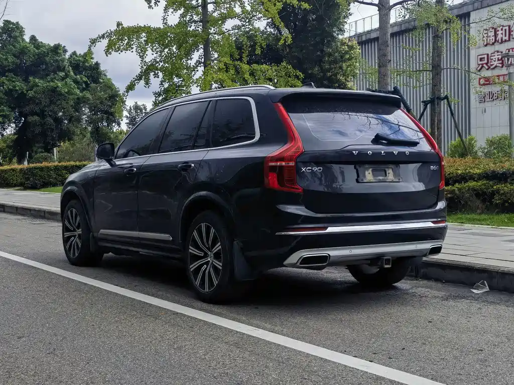 Volvo XC90 2021 — фото 6