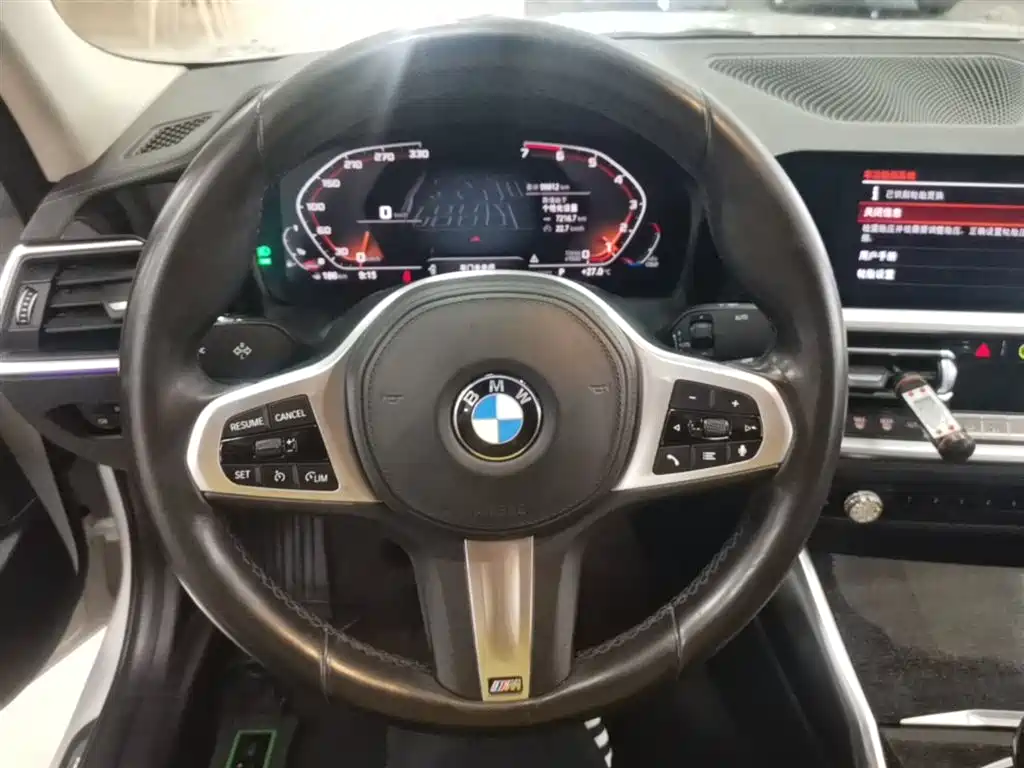 BMW 3 Series 2021 — фото 11