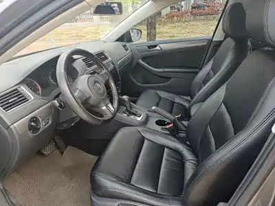 Volkswagen Sagitar 2013