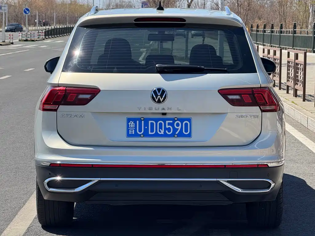 Volkswagen Tiguan L 2023