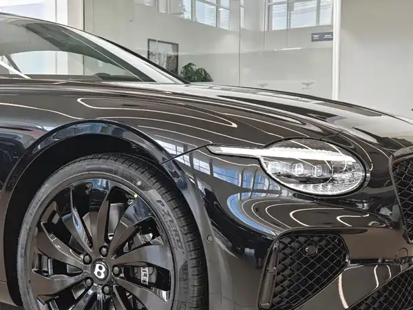 Bentley Continental Plug-In Hybrid 2026