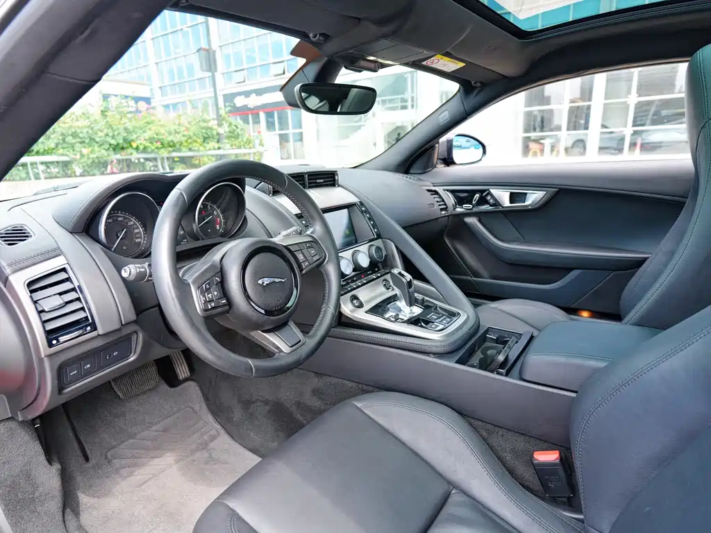 Jaguar F-TYPE 2015 — фото 6