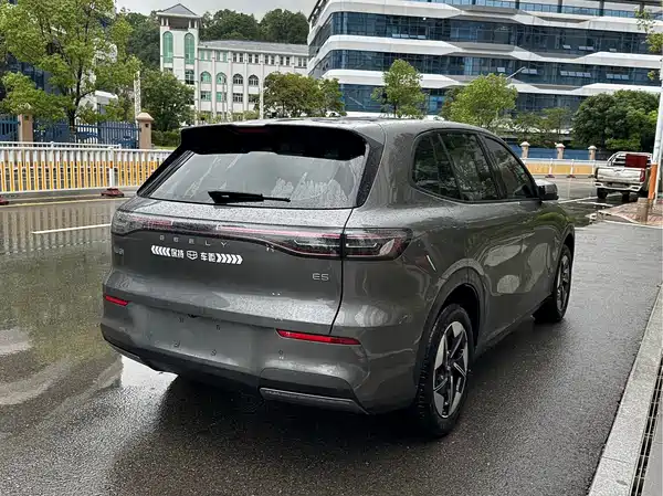 Geely Galaxy E5 2025