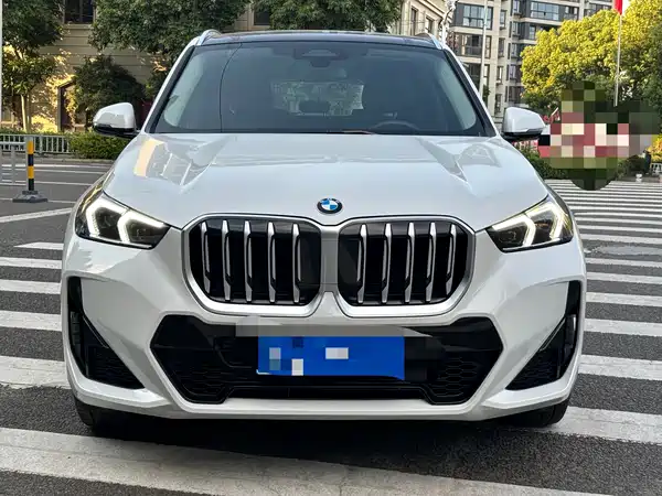 BMW X1 2025
