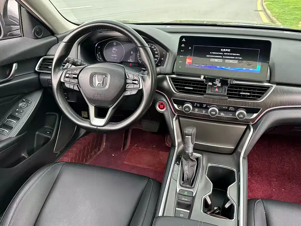 Honda Accord 2023 — фото 11