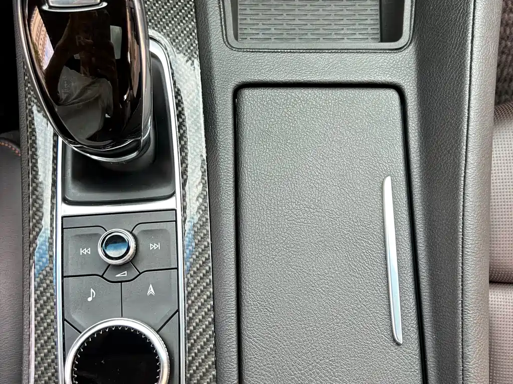 Cadillac CT5 2020 — фото 17