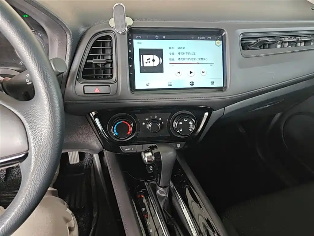 Honda Vezel 2020 — фото 13