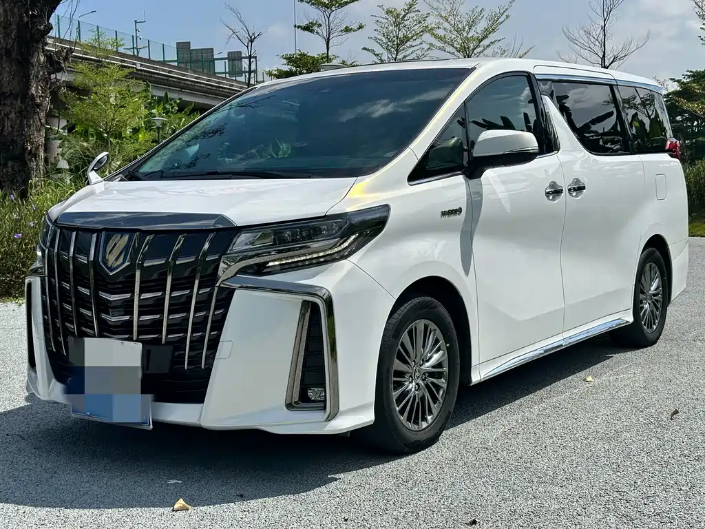 Toyota Alphard 2023