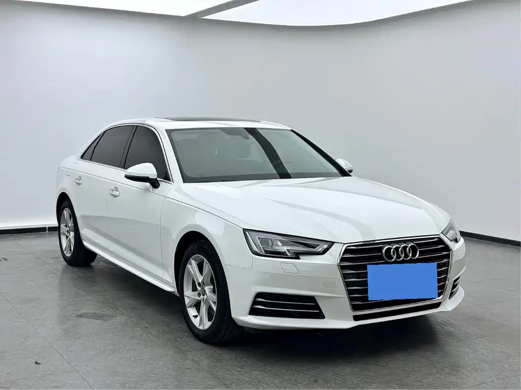 Audi A4L 2018 — фото 3