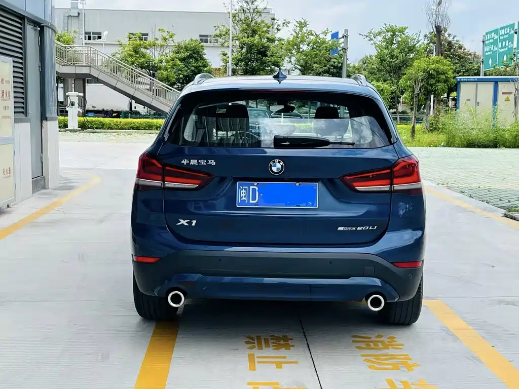 BMW X1 2021 — фото 5
