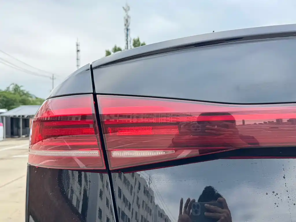 Volkswagen Passat 2022 — фото 10