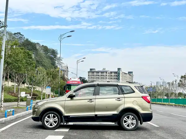 BAIC Huansu S3 2016