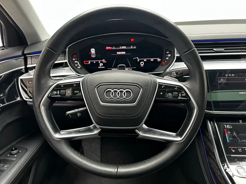 Audi A8 2023 — фото 11