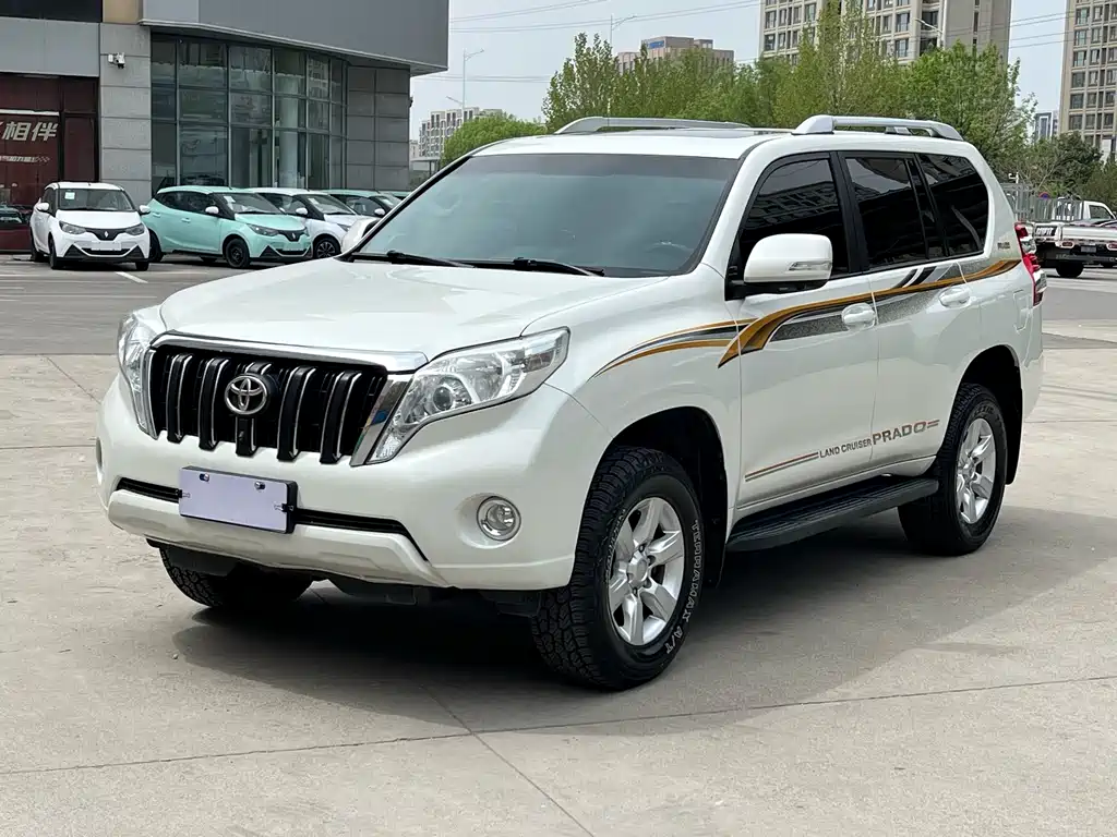 Toyota Prado 2017 — фото 1