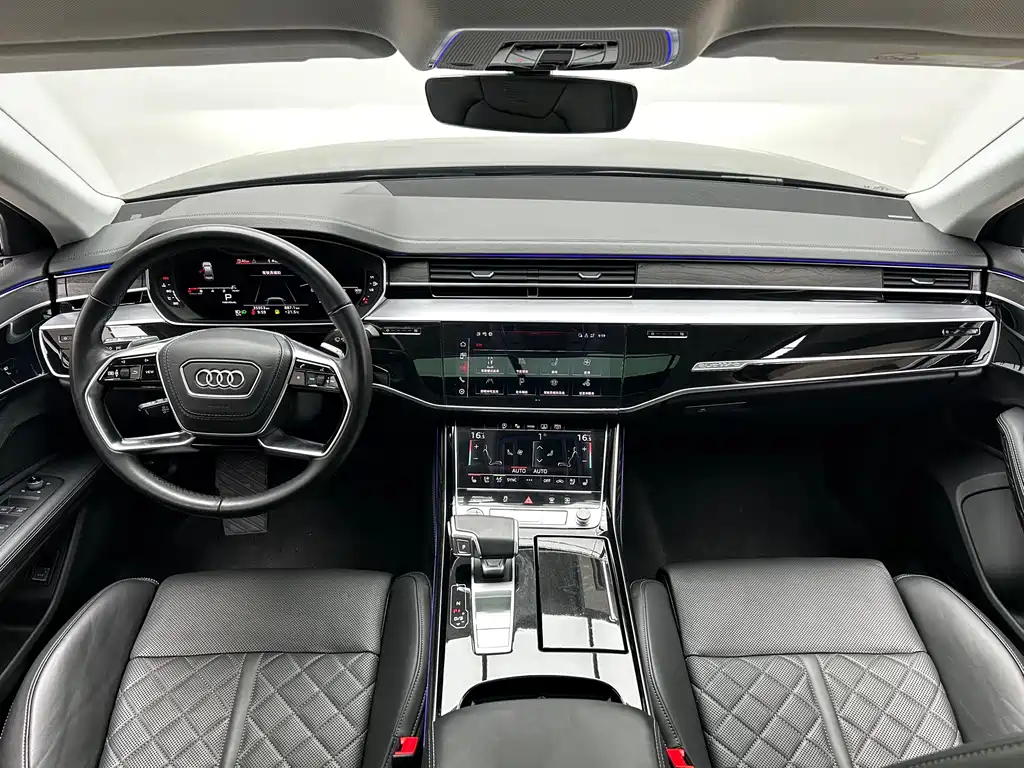 Audi A8 2023 — фото 14