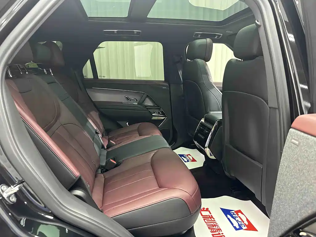 Land Rover Range Rover Sport 2025 — фото 18