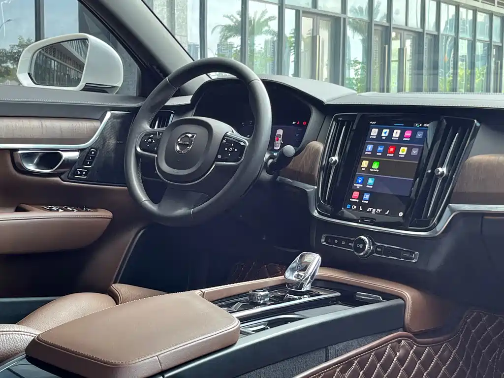 Volvo S90 2024 — фото 12