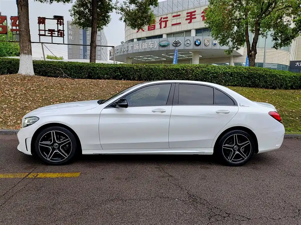 Mercedes-Benz C-Class 2021 — фото 3