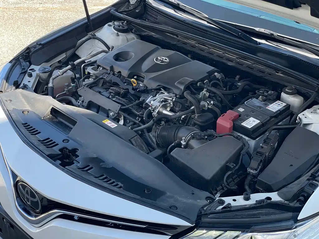 Toyota Camry 2018 — фото 14