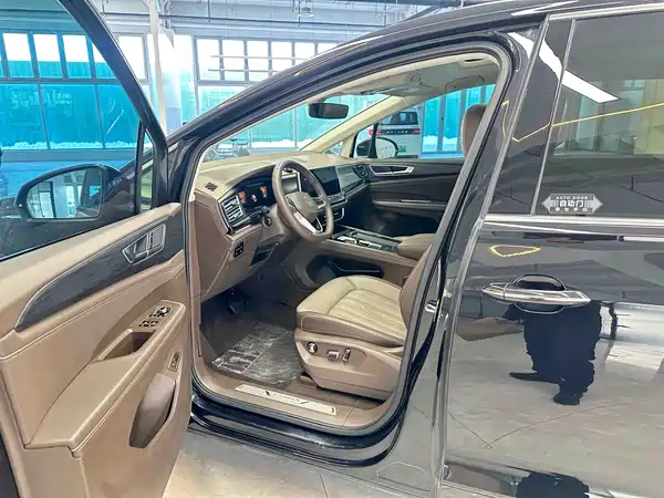 Volkswagen Viloran 2023