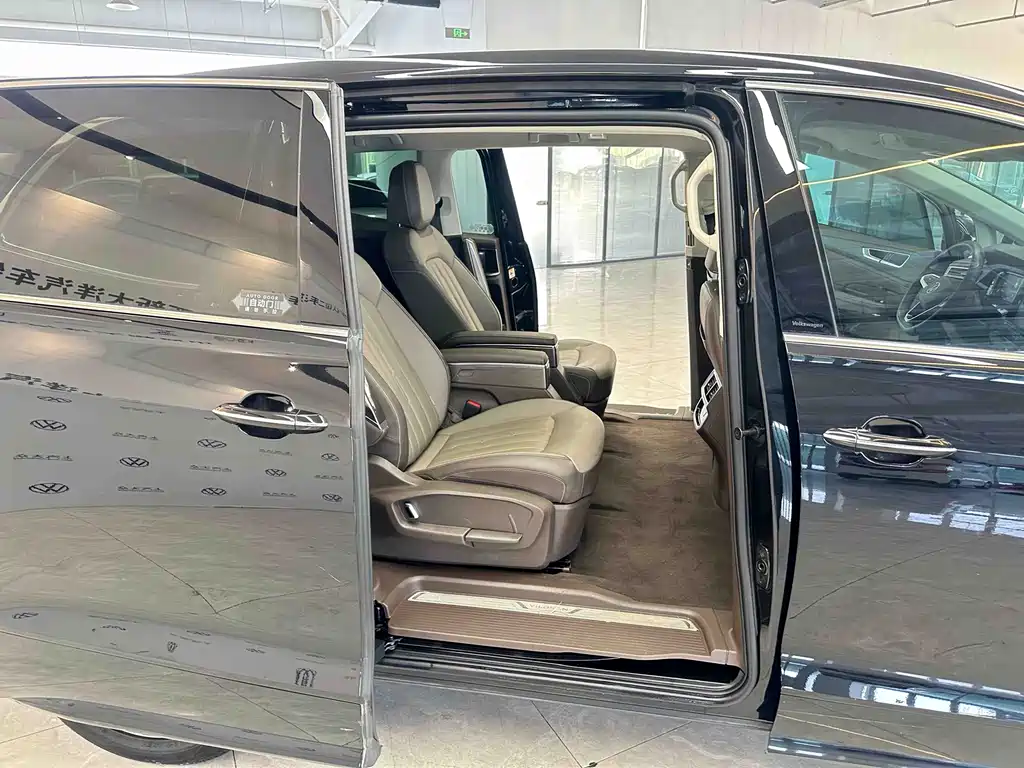 Volkswagen Viloran 2023