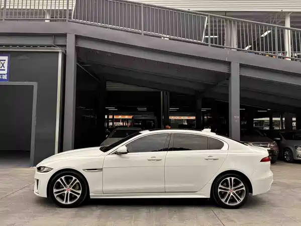 Jaguar XEL 2021