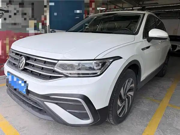 Volkswagen Tiguan L 2023