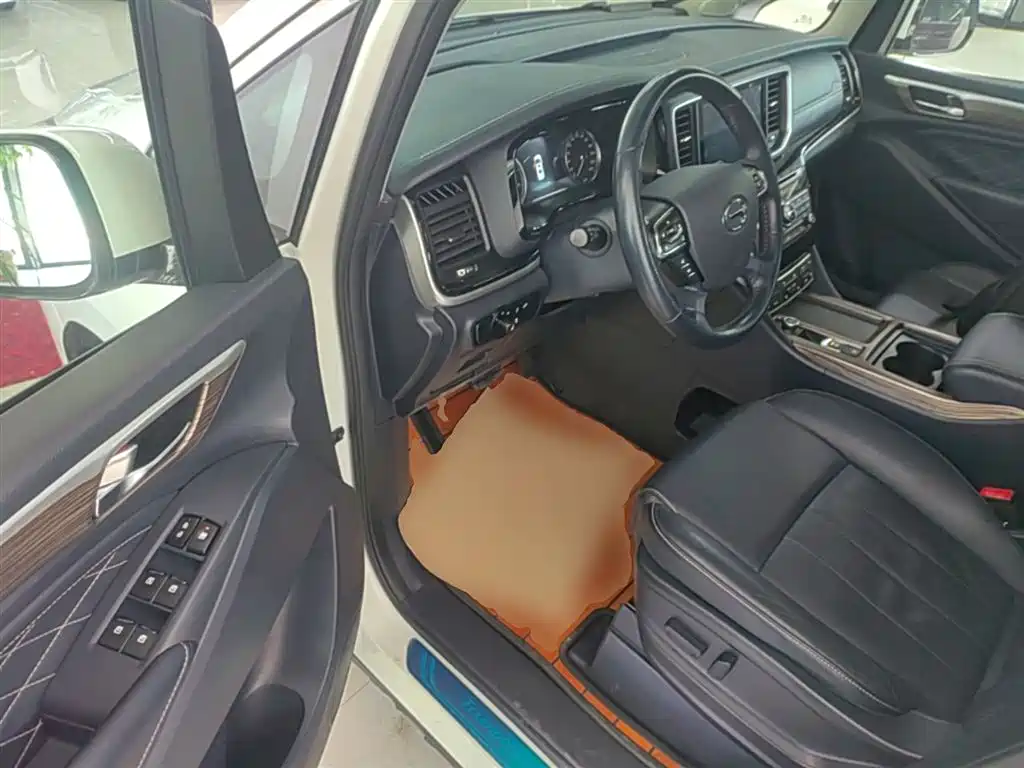 GAC Motor Trumpchi M8 2020 — фото 16