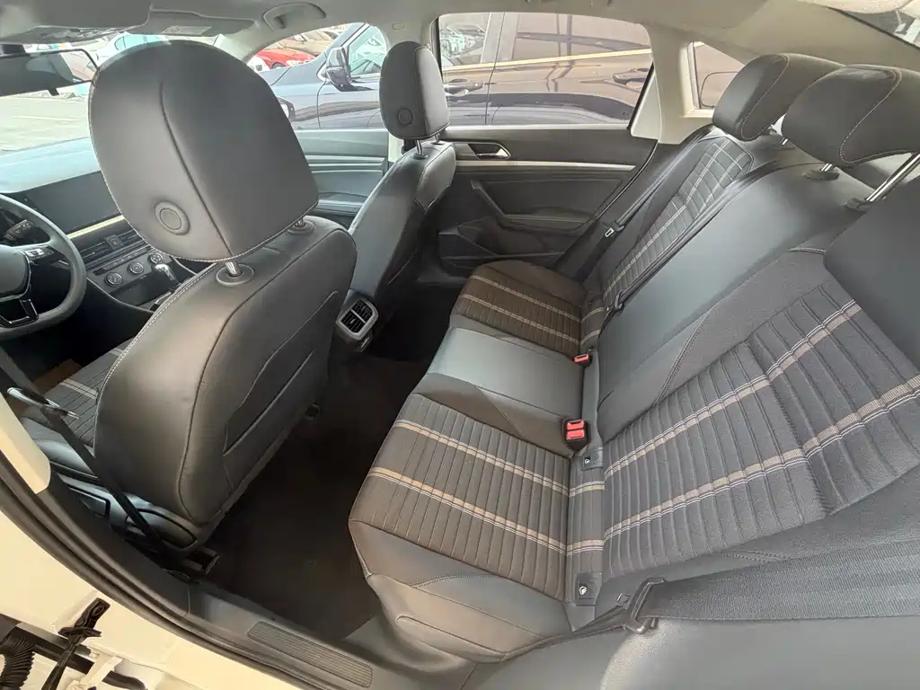 Volkswagen Lavida 2022