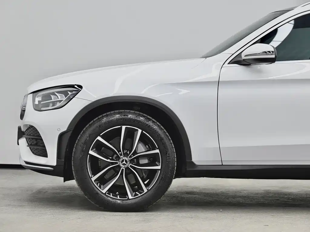 Mercedes-Benz GLC 2022 — фото 24