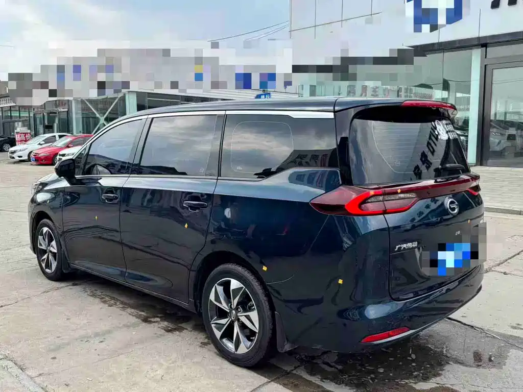 GAC Motor Trumpchi M6 2022 — фото 4