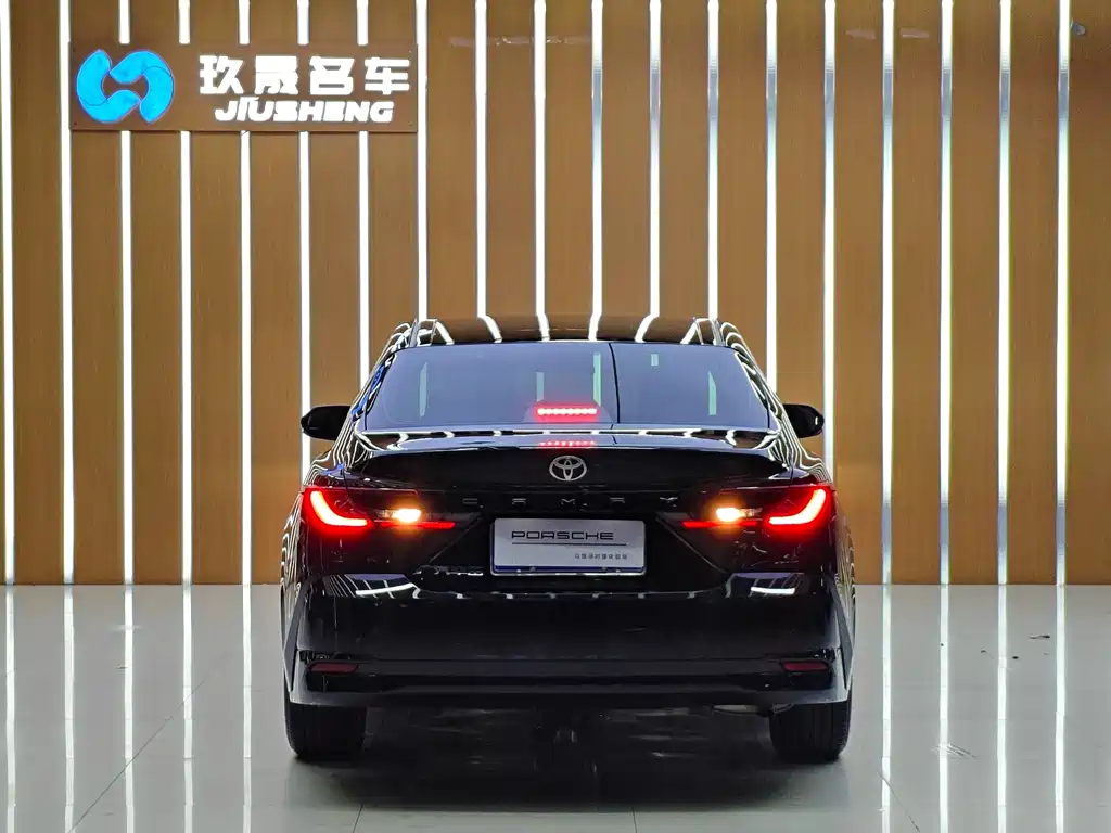 Toyota Camry 2026