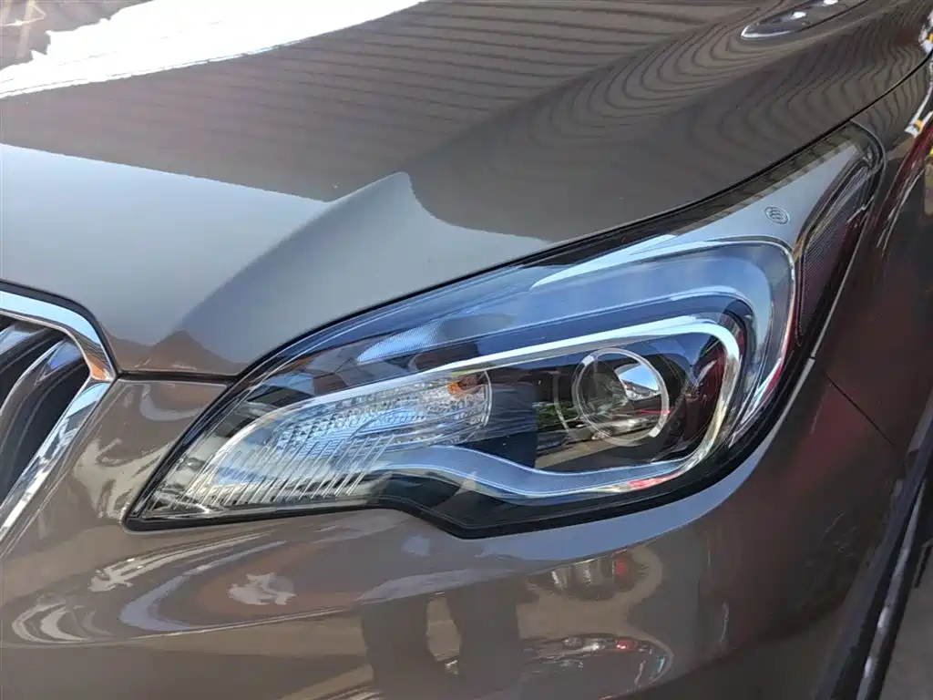 Buick Envision Plus 2016 — фото 24