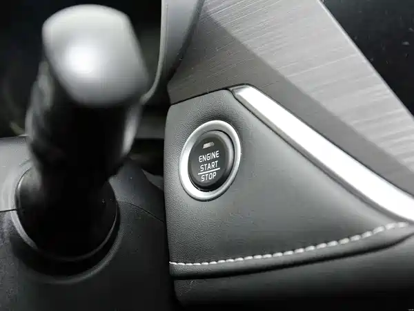 Geely Emgrand 2021