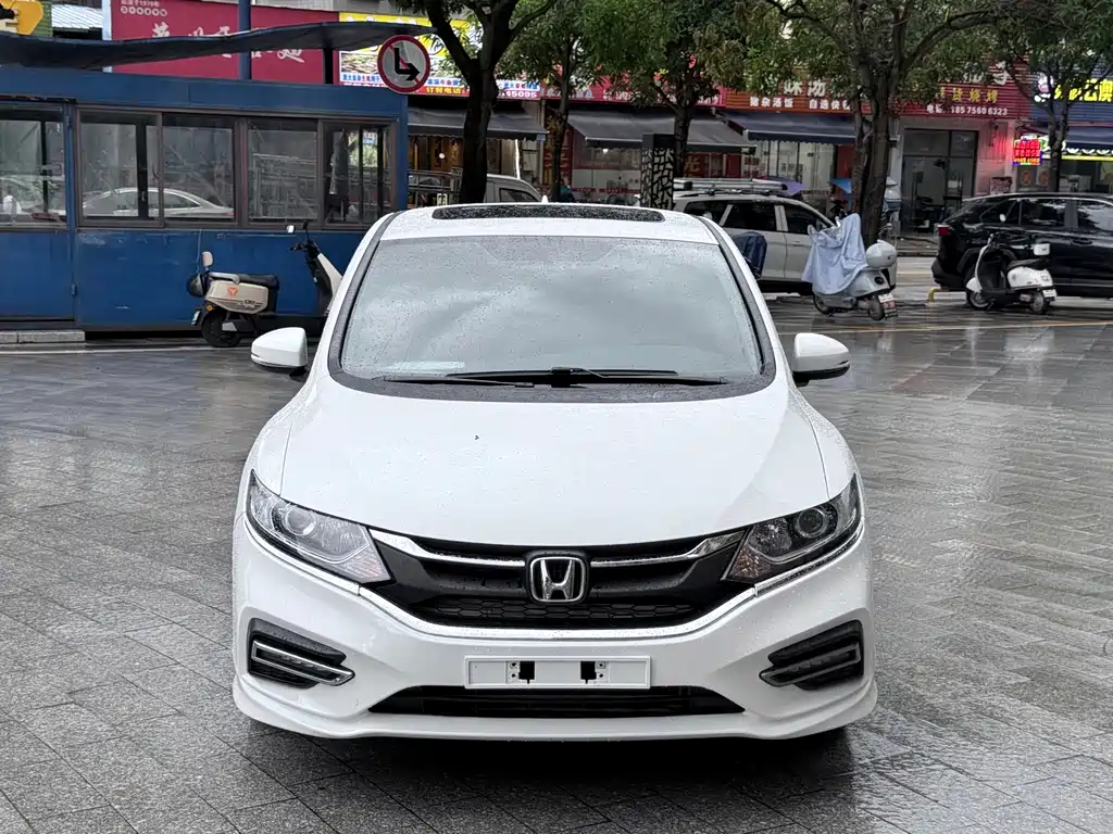 Honda Jade 2018 — фото 2