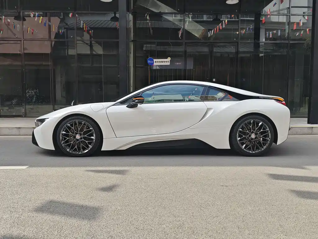 BMW i8 2017