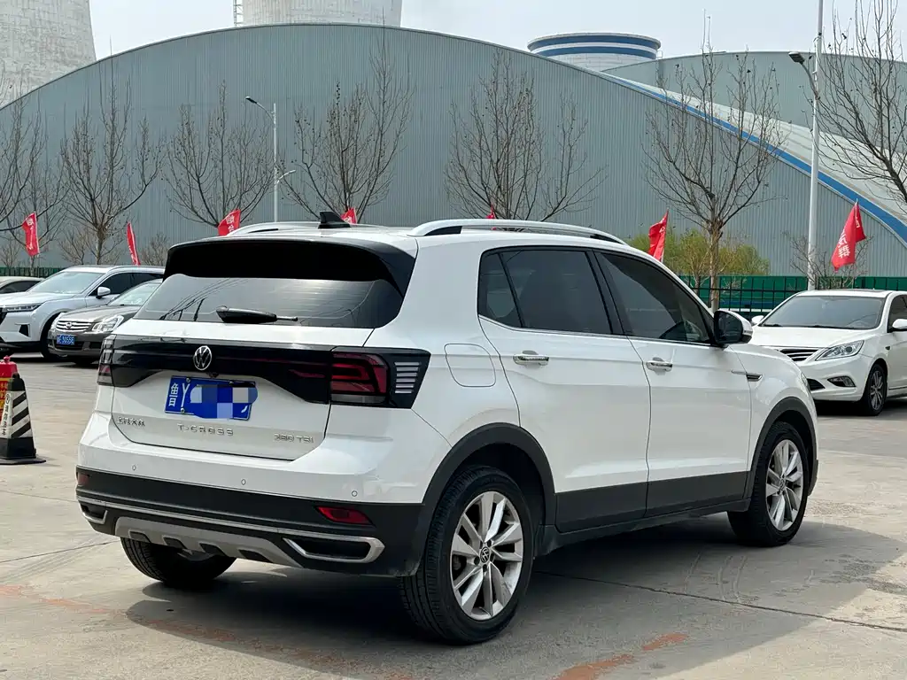 Volkswagen T-Cross 2021 — фото 14