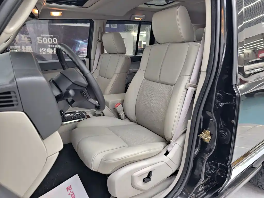 Jeep Commander Classic 2007 — фото 21
