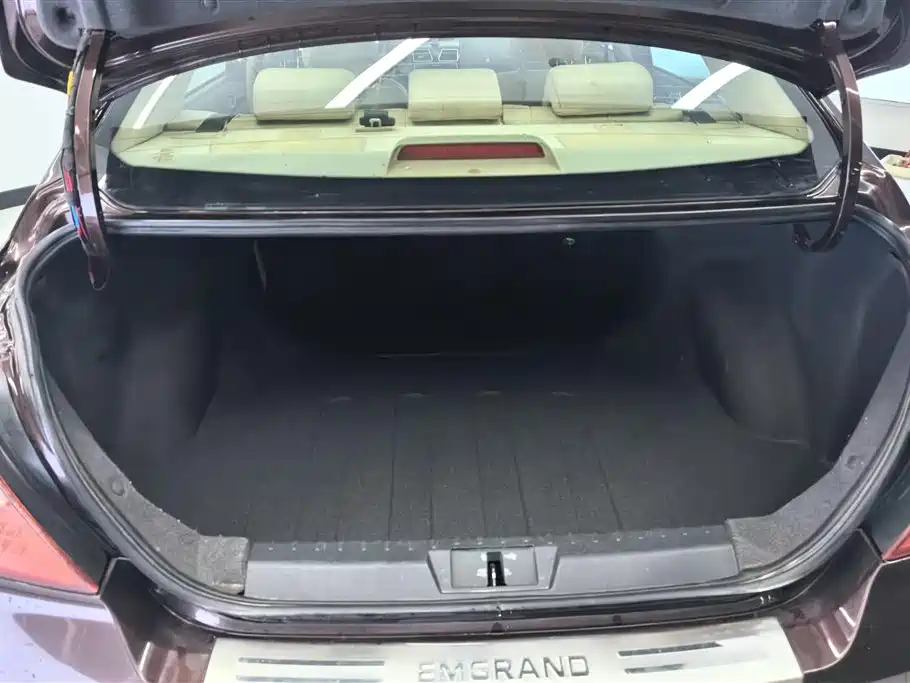 Geely Emgrand Classic 2013