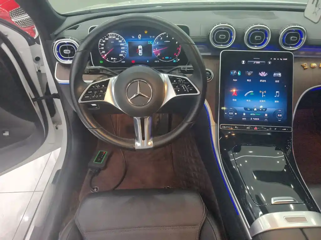 Mercedes-Benz C-Class 2022