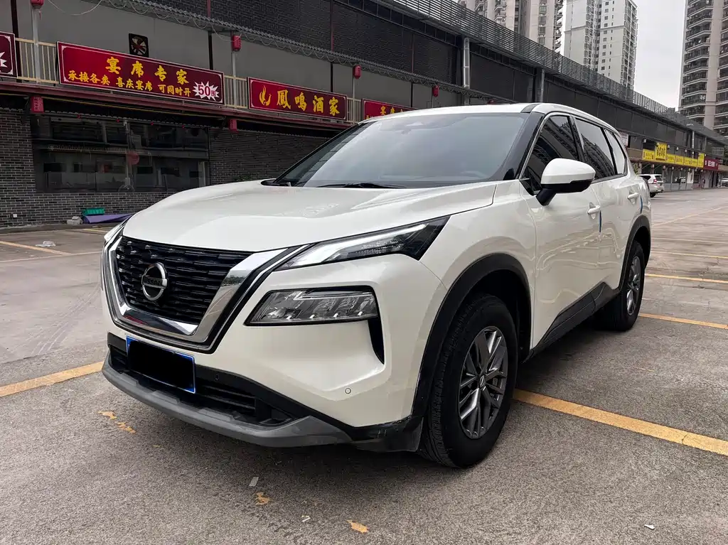 Nissan X-Trail 2021 — фото 1