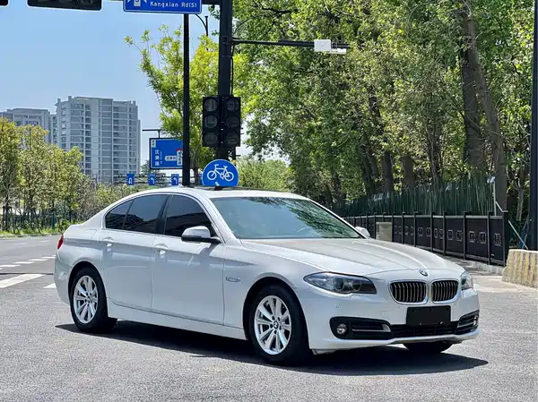 BMW 5 Series 2016