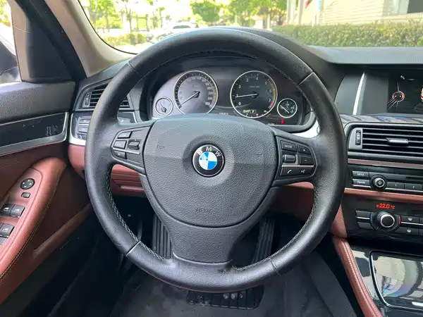 BMW 5 Series 2016