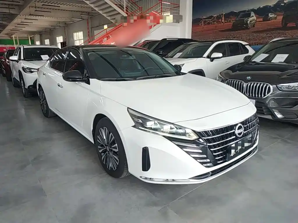 Nissan Teana 2024