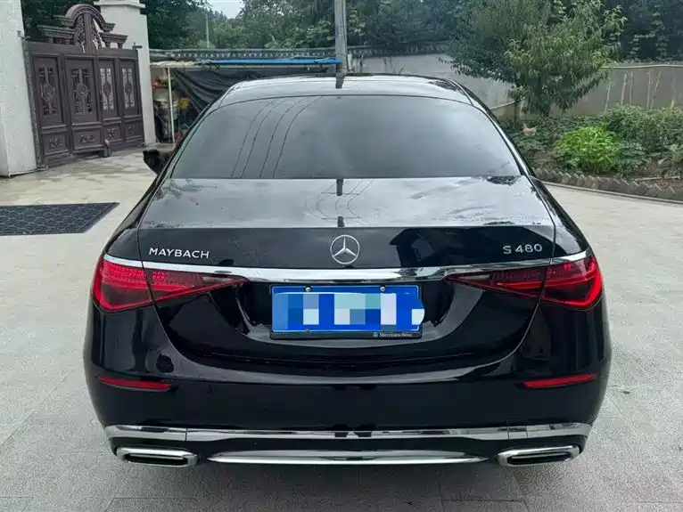 Mercedes-Benz S-Class 2023
