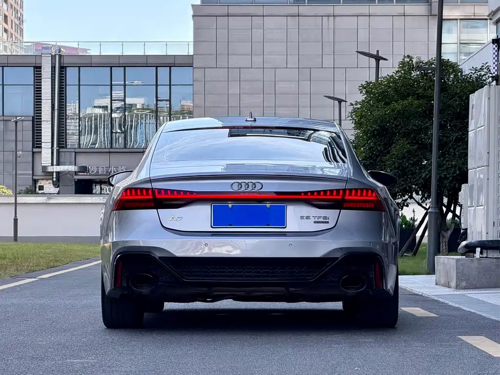 Audi A7 2021 — фото 5